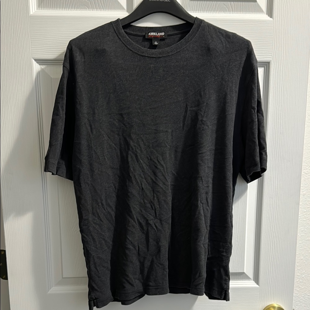 Kirkland Signature Men's Dark Grey Super Stretchy Soft Short Sleeve T-Shirt